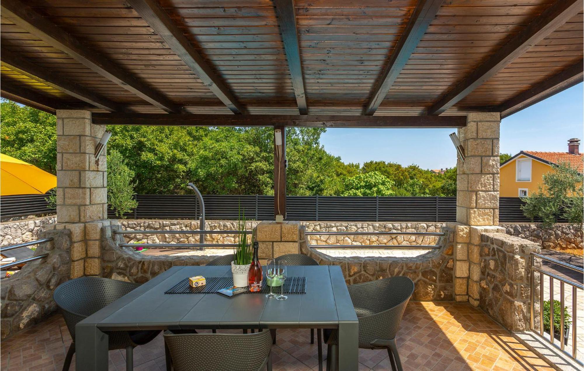 Nice Home In Lakmartin With Outdoor Swimming Pool Eksteriør billede